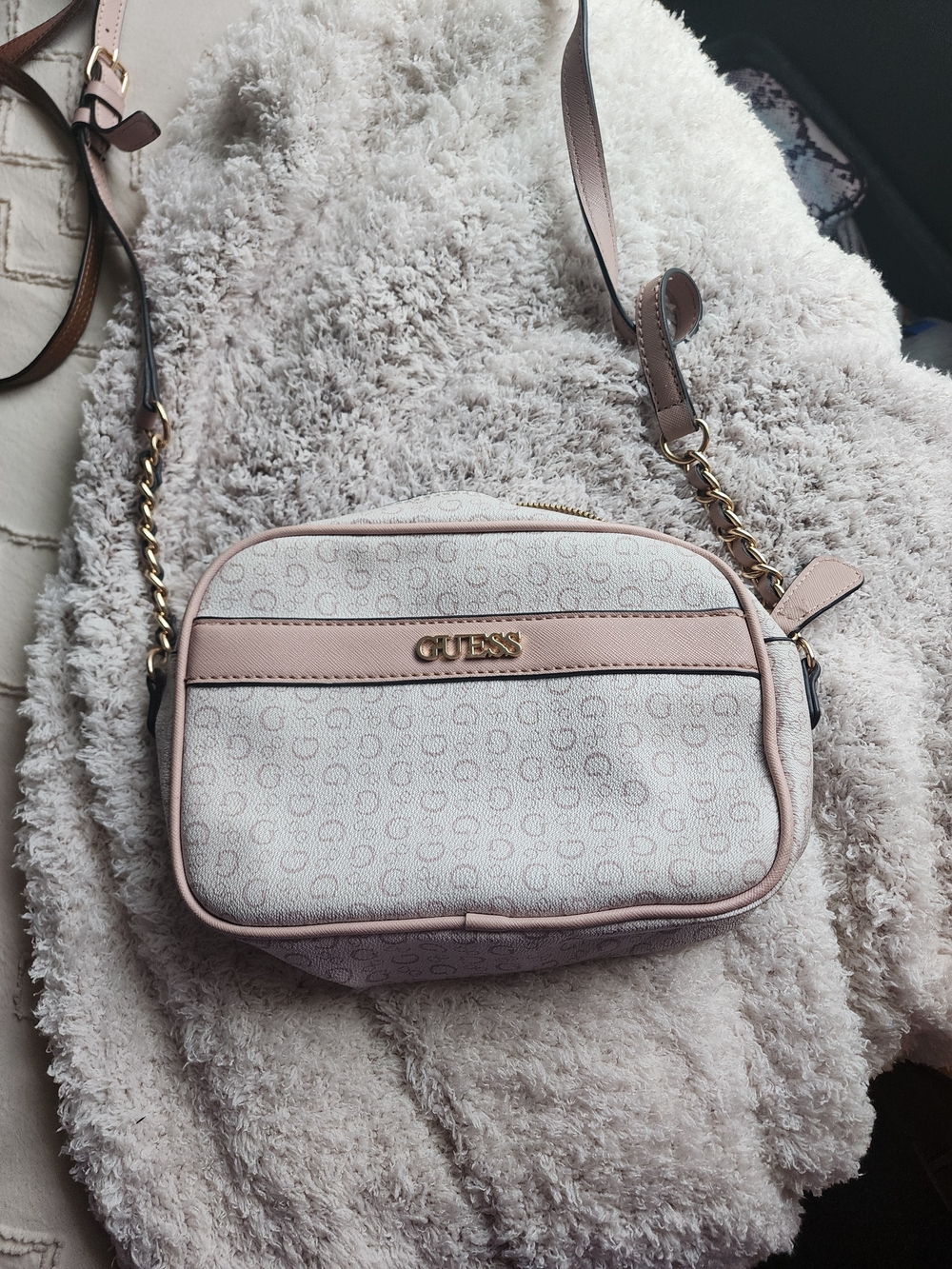 GUESS Light Pink Logo Crossbody Bag